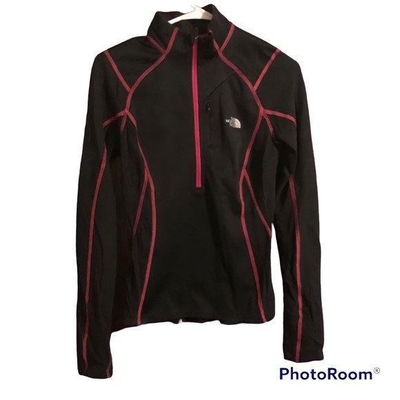 The North Face Woman’s Sportswear Classic Black and Pink Top Size XS - Picture 1 of 8